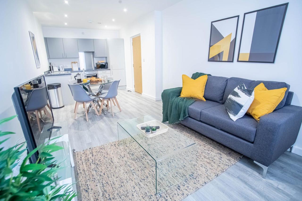 Luxury Apartments Available Next To Train Station - The Wallgate Apartments Wigan - Free Parking Kültér fotó