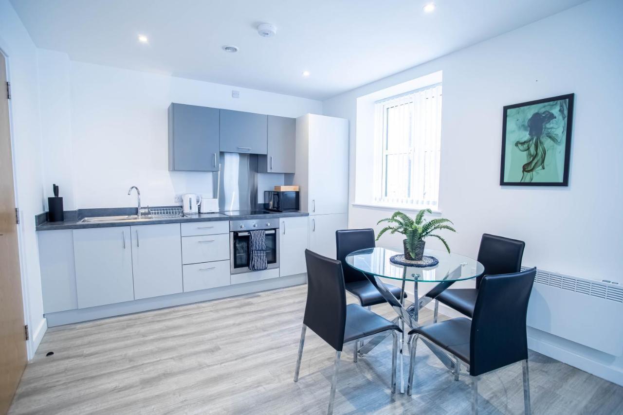 Luxury Apartments Available Next To Train Station - The Wallgate Apartments Wigan - Free Parking Kültér fotó