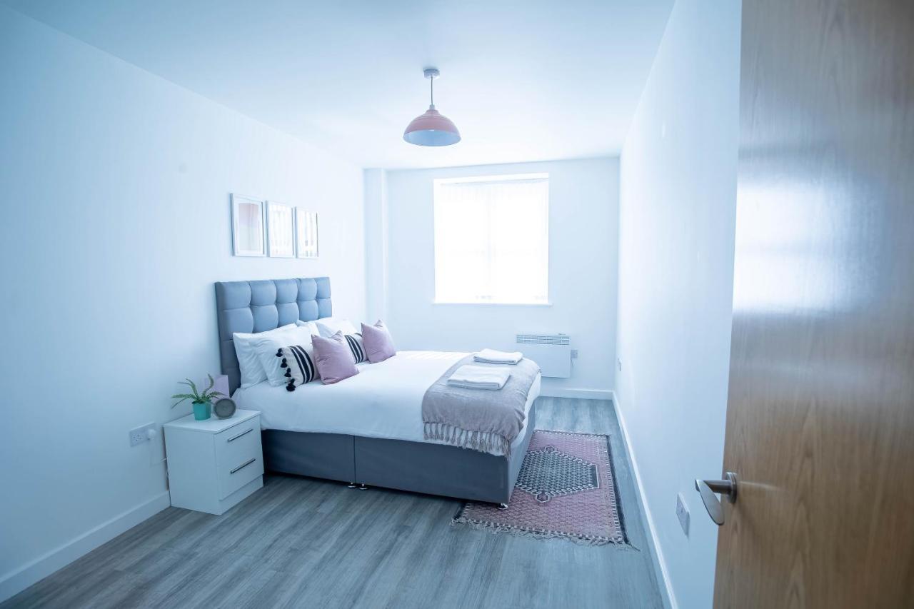 Luxury Apartments Available Next To Train Station - The Wallgate Apartments Wigan - Free Parking Kültér fotó
