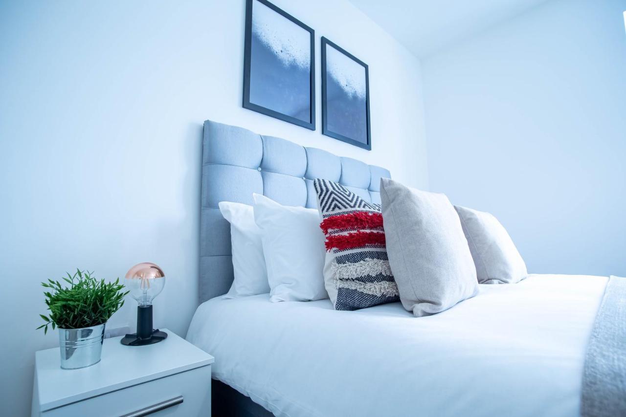 Luxury Apartments Available Next To Train Station - The Wallgate Apartments Wigan - Free Parking Kültér fotó