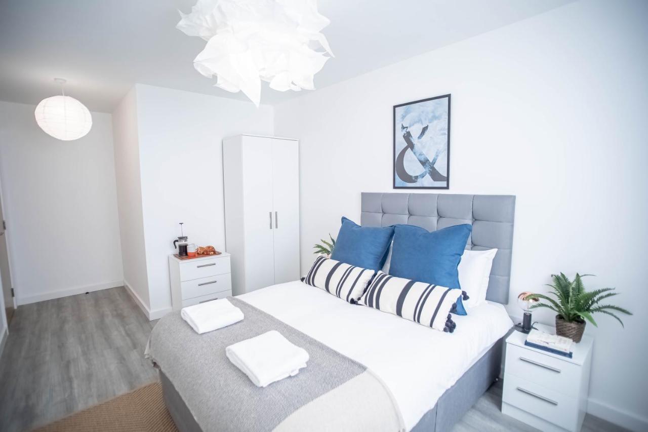 Luxury Apartments Available Next To Train Station - The Wallgate Apartments Wigan - Free Parking Kültér fotó