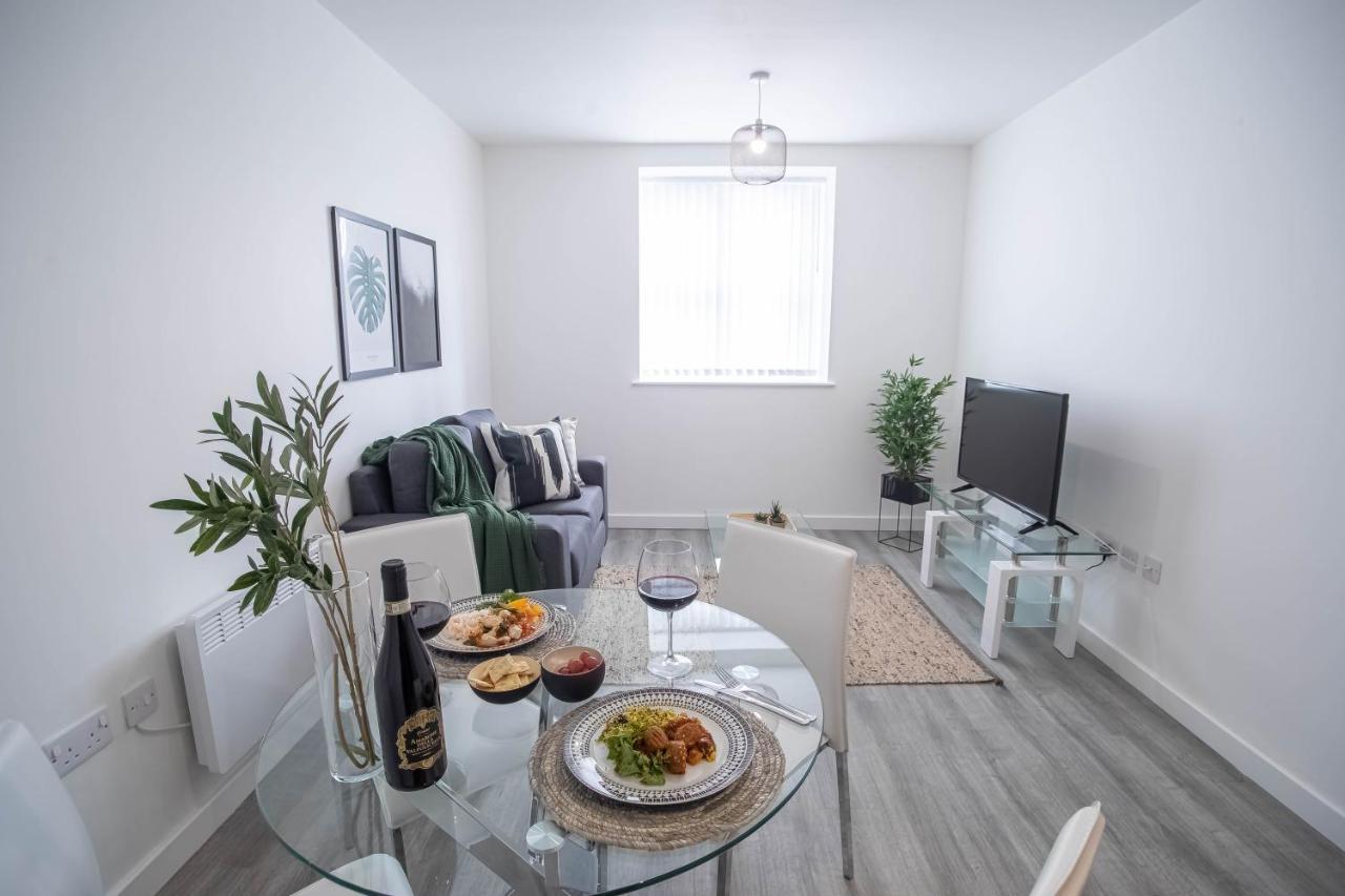 Luxury Apartments Available Next To Train Station - The Wallgate Apartments Wigan - Free Parking Kültér fotó